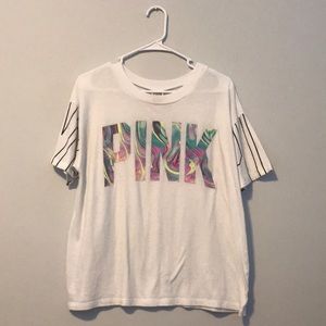 Pink tee shirt